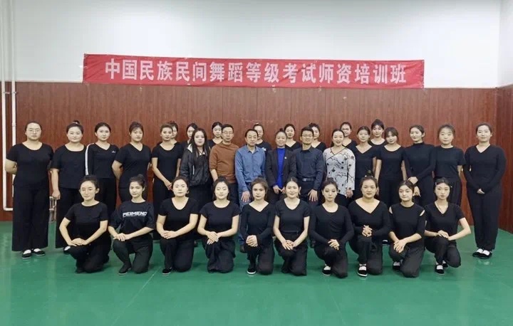 维多利亚(中国品牌)官方网站-Victoria Company
