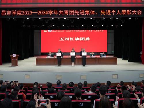 说明: /__local/6/68/51/B6AF547B40F92814BC73AEF9796_B689F5AA_17551.jpg